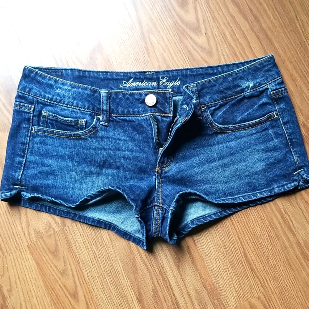 Women's American Eagle denim shorts, size 8